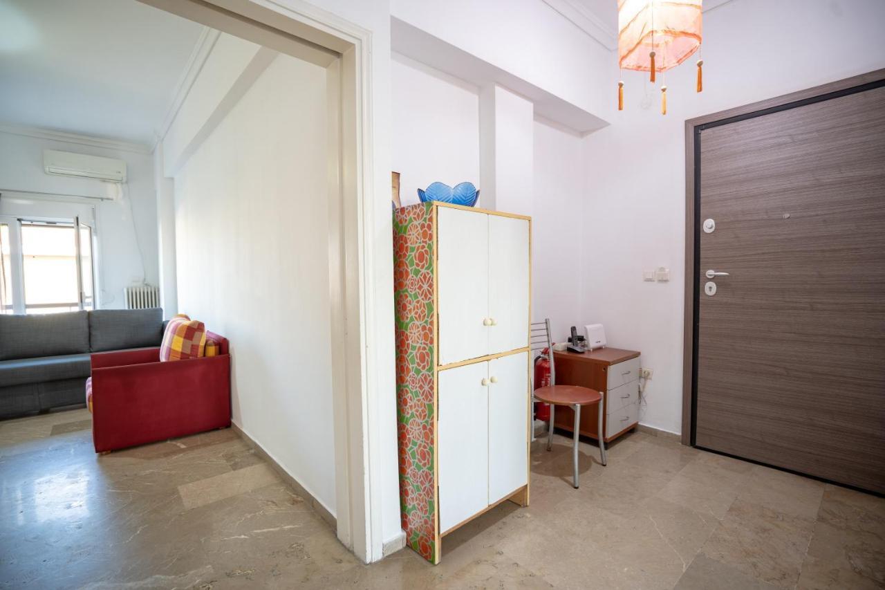 Dimotiko Theatro Metro St. 1 Bedroom 4 Pers. Flat Piræus Eksteriør billede
