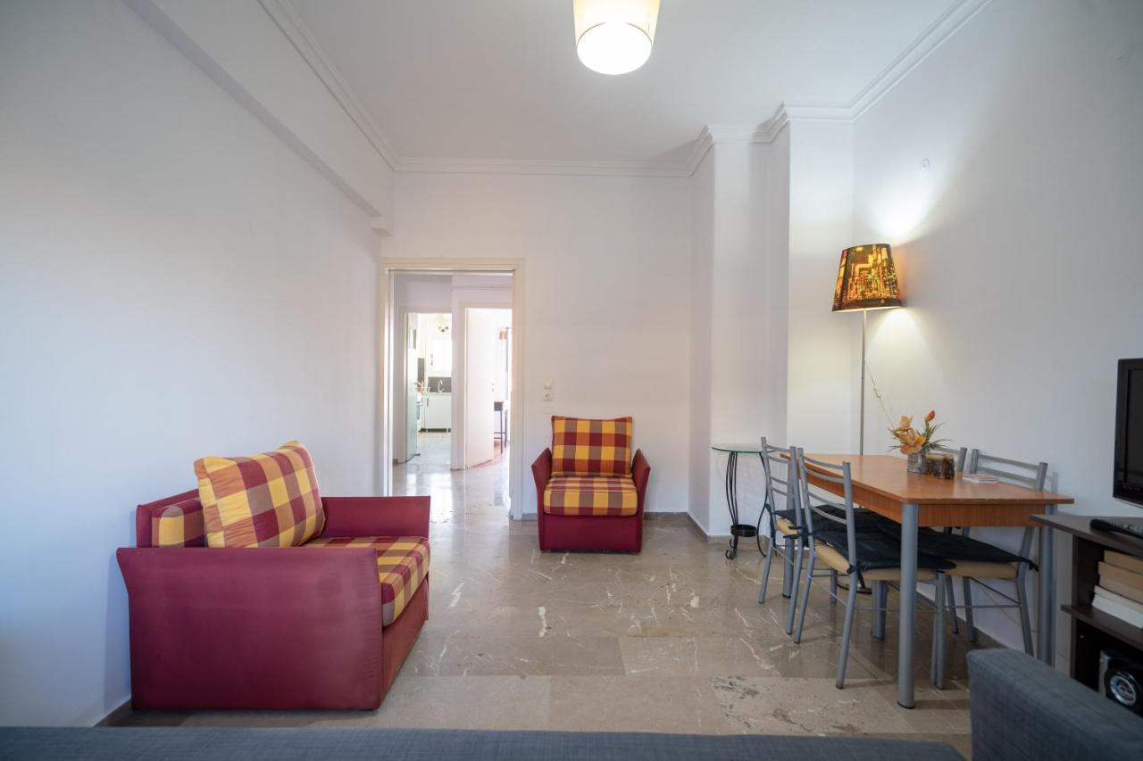 Dimotiko Theatro Metro St. 1 Bedroom 4 Pers. Flat Piræus Eksteriør billede