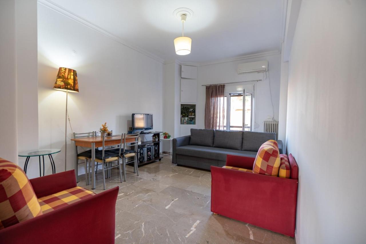 Dimotiko Theatro Metro St. 1 Bedroom 4 Pers. Flat Piræus Eksteriør billede